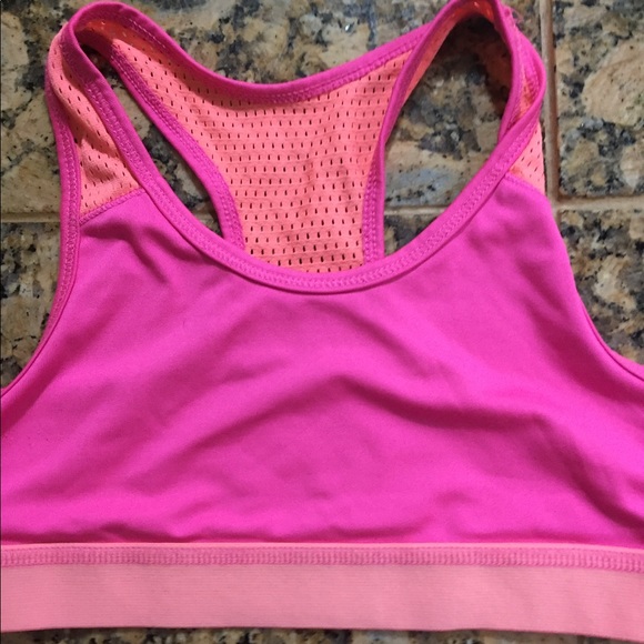 3 Sport Bras - Picture 6 of 7